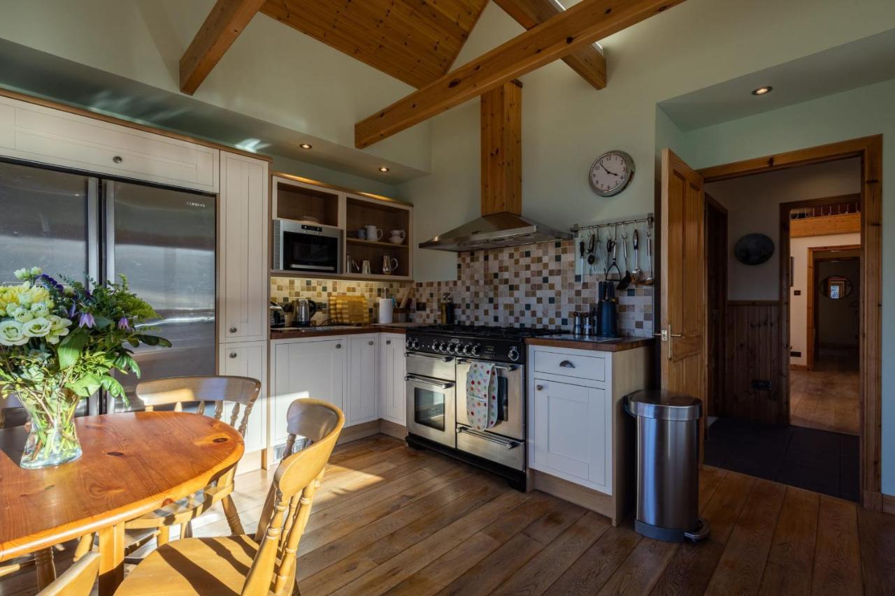 Shore Cottage Isle Of Skye Portree Exterior photo